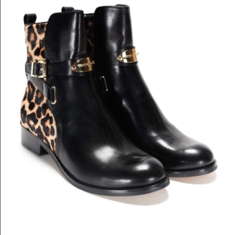 Michael Kors Arley leather ankle boots with animal print size 6